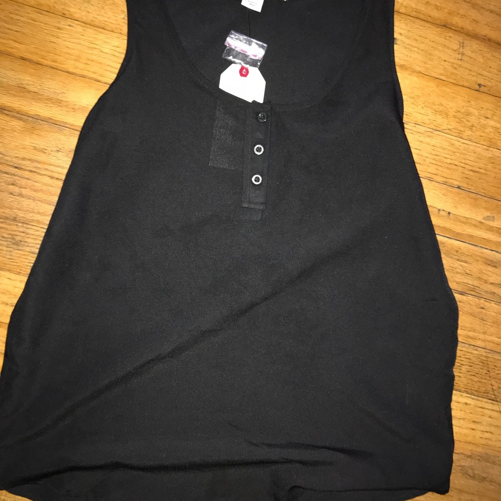 Women 2piece black cami & denim capris XS NWT